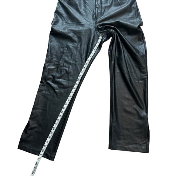 Abercrombie & Fitch The 90s Straight Super High Rise Vegan Leather Size 34/14 - Picture 5 of 10